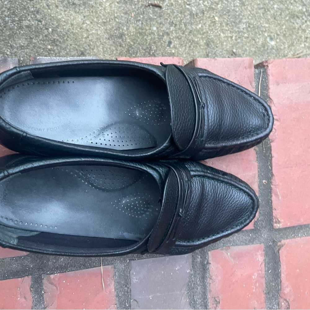 SAS Women's Black Leather Loafers